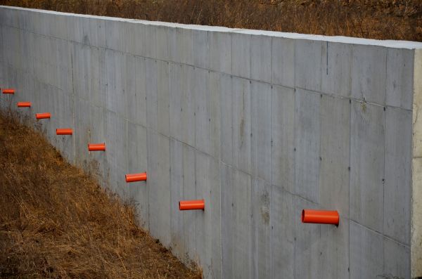 Cost of Retaining Wall Drainage in Bentonville